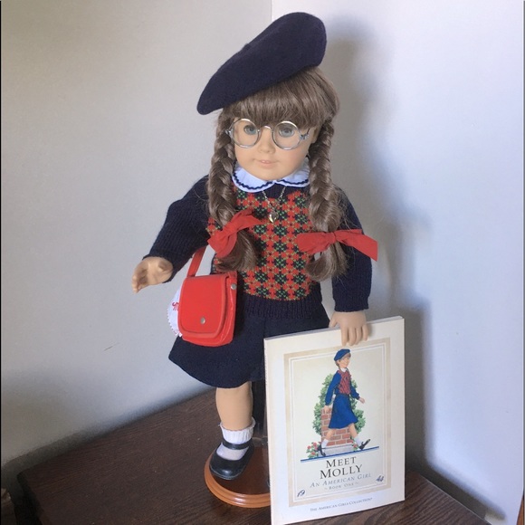 American Girl Other - VINTAGE AMERICAN GIRL MOLLY and COMPLETE ACCESSORIES